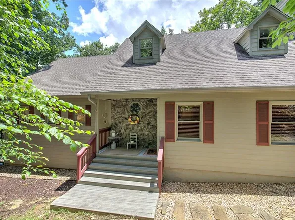 376 Alpine Dr, Jasper, GA 30143