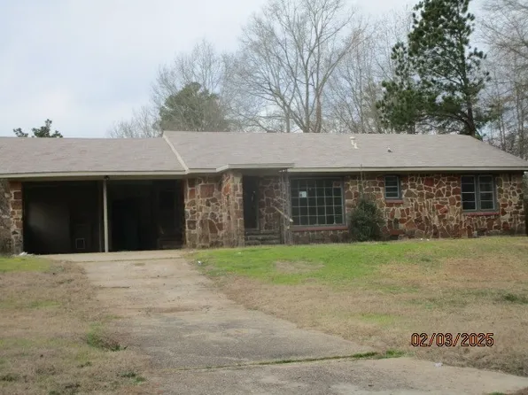 1239 Carson St, Haynesville, LA 71038