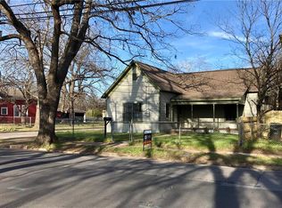 750 N Anglin St, Cleburne, TX 76031