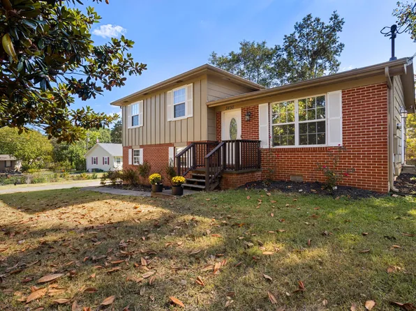 3450 Emerson Dr SE, Cleveland, TN 37323