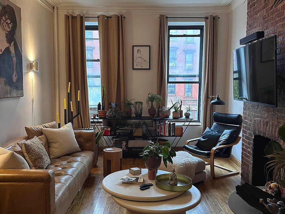 1st image of 89 Greenpoint Ave APT 2A