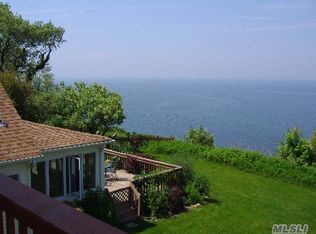 11 Wildwood Rd, Rocky Point, NY 11778