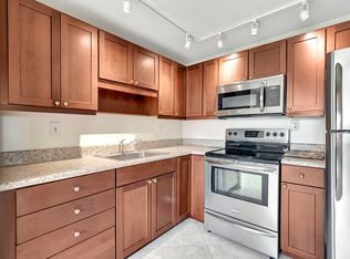 96 Burgundy Dr #B, Delray Beach, FL 33484