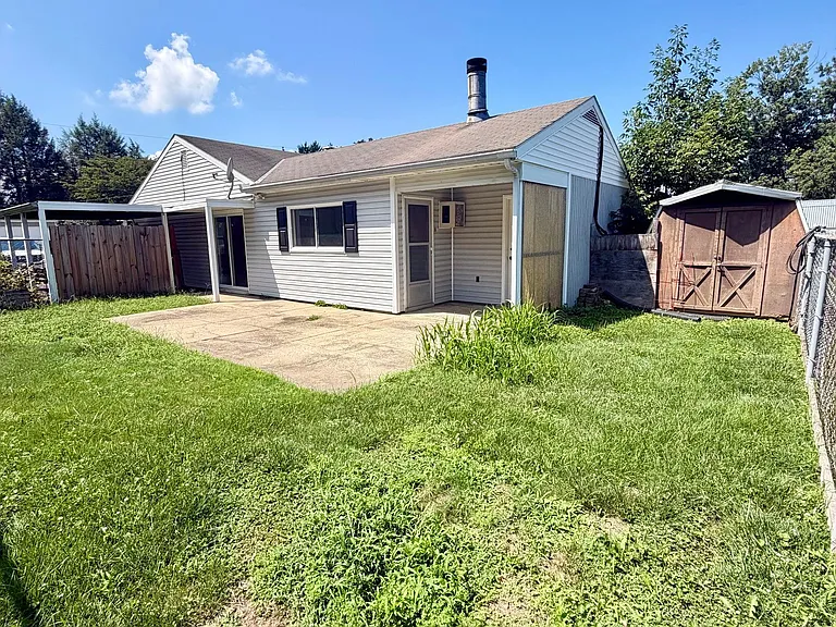 6225 Hollow Dr — Photo 7