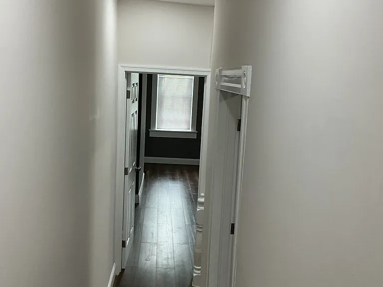 2519 W Fairmount Ave — Photo 6