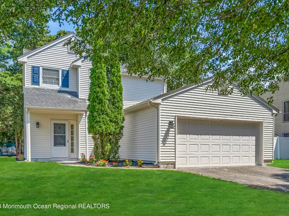 3 Sami Drive, Howell, NJ 07731