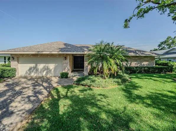 601 Riviera Bay Dr NE, Saint Petersburg, FL 33702