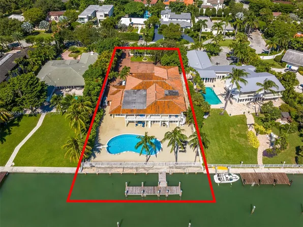 640 Sabal Palm Rd, Miami, FL 33137