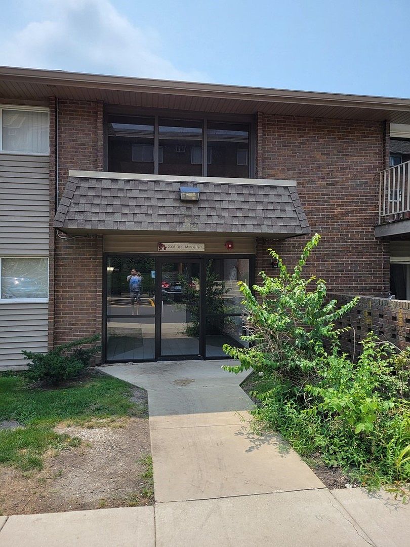 2301 Beau Monde Ter APT 103 Lisle IL 60532 Zillow