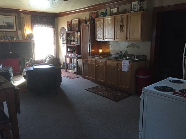 2nd image of 207 S Heaton St #A