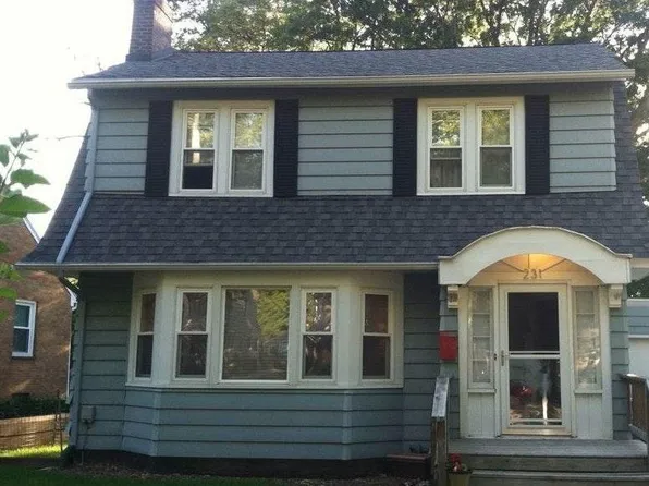 231 Holmdene Blvd NE, Grand Rapids, MI 49503