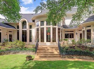 903 Enclave Lake Dr, Houston, TX 77077