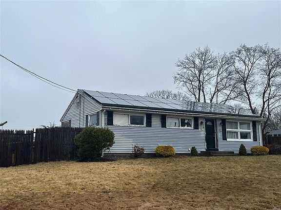 4th image of 168 Windsor St