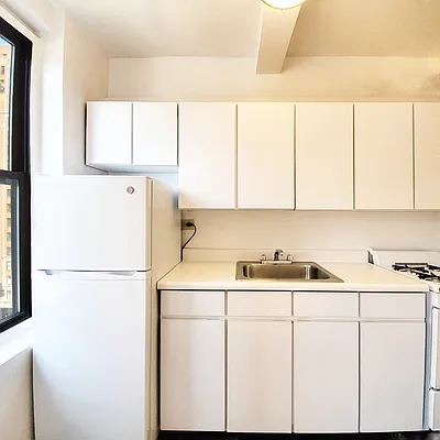 Rented by Corcoran | media 5