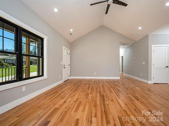 4th image of 2205 N Stoney View Ct