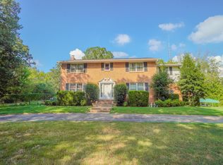 1219 Woodland Dr, New Johnsonville, TN 37134