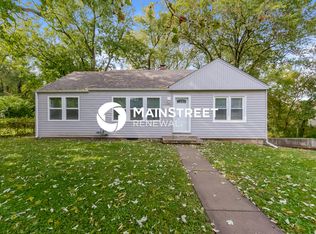 6828 Winchester Ave, Kansas City, MO 64133