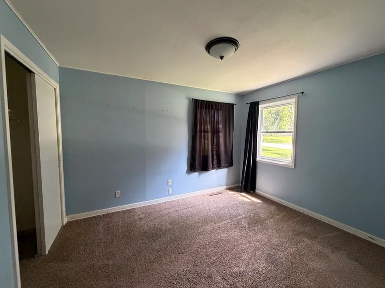 3260 E Prairie St — Photo 10