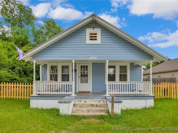 1203 Simpson St, Fayetteville, NC 28305