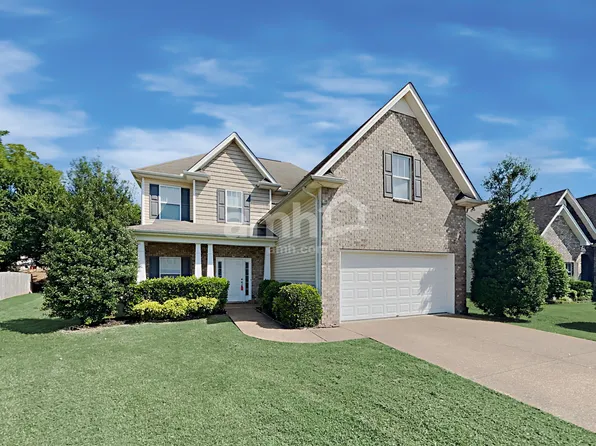 1731 Freiburg Dr, Spring Hill, TN 37174