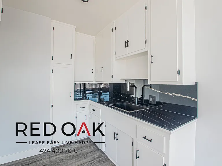 140 S Occidental Blvd #19 — Photo 2