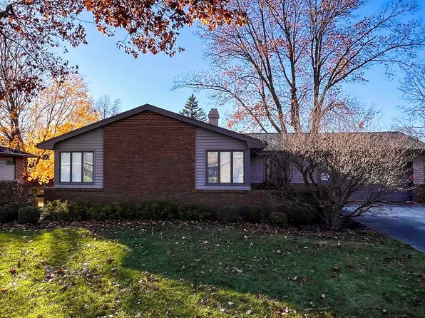 205 Riss Dr, Normal, IL 61761