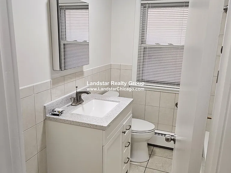 7247 W Touhy Ave #2F — Photo 11