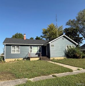 103 W Maple St, Brownstown, IL, 62418