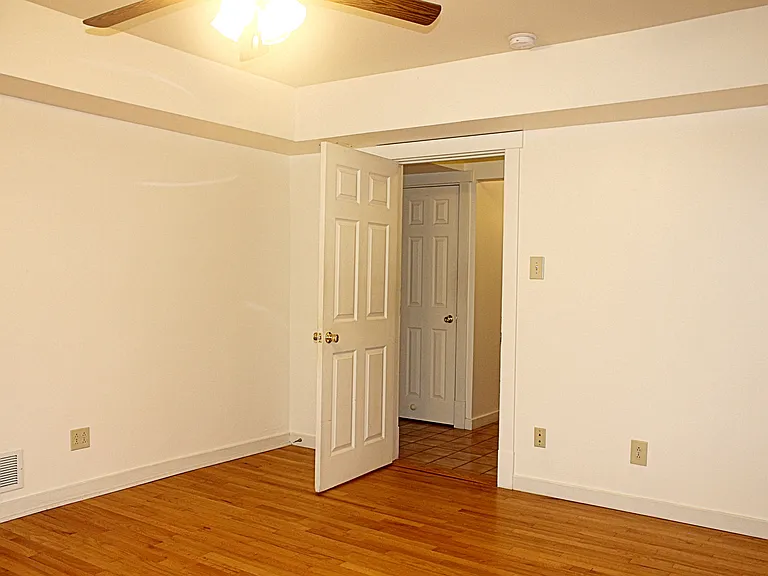 5844 Alderson St #6 — Photo 24