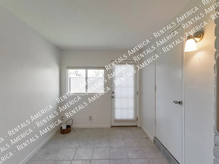 88 E Cholla Shadows Dr — Photo 19