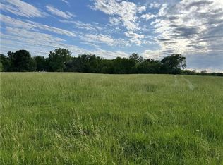 15110 S Miller Rd, Lone Jack, MO 64070