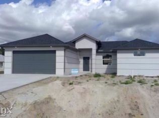 3808 13th St W, Lehigh Acres, FL 33971