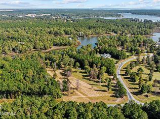 22 Pinecrest Rd, Bath, NC 27808