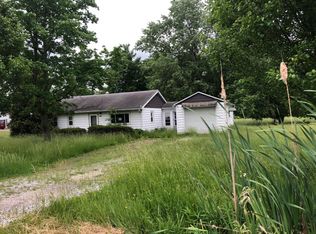 3062 Lovers Ln, Ravenna, OH 44266