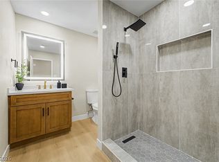 324 Lakehurst Rd, Las Vegas, NV 89145
