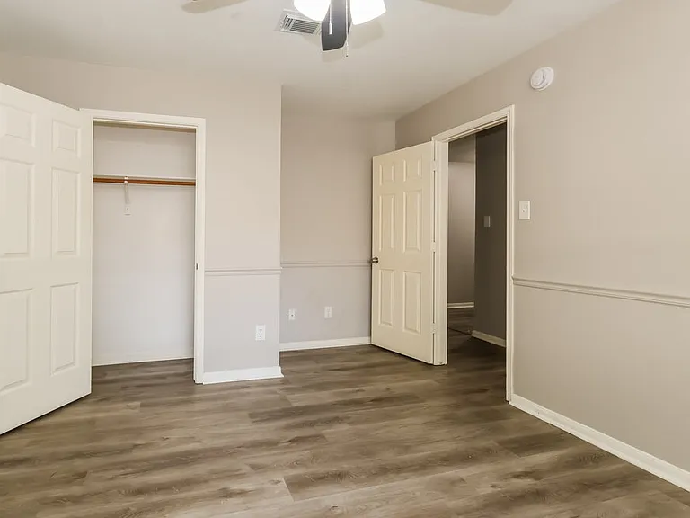 12080 La Salle River Rd — Photo 14