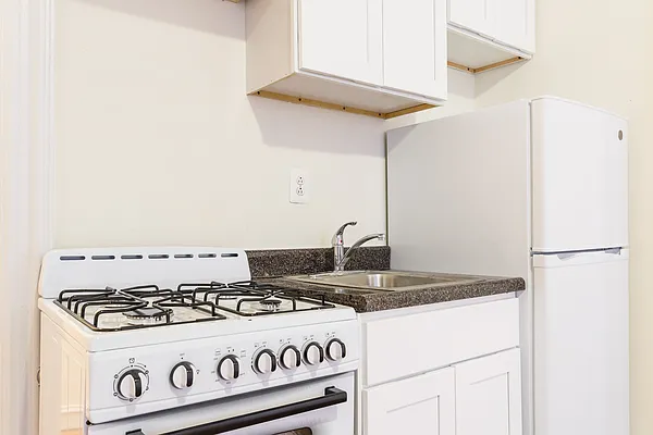 Rented by MNS | media 2