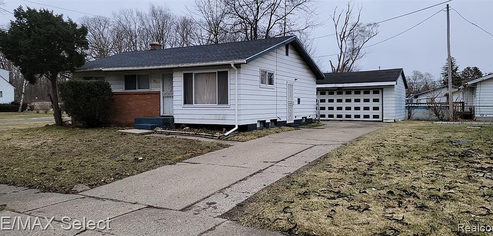 1st image of 601 W Gracelawn Ave