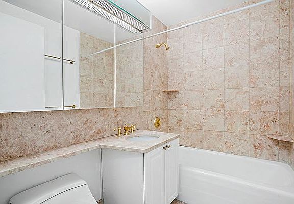5th image of 188 E 76th St APT 4A