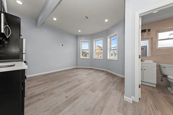 Rented by OneSpace Realty Group LLC | media 1