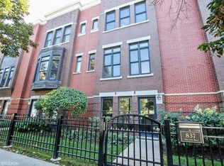 837 W 14th Pl, Chicago, IL 60608