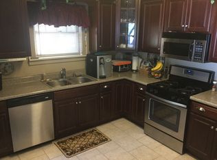 1904 34th St, Moline, IL 61265