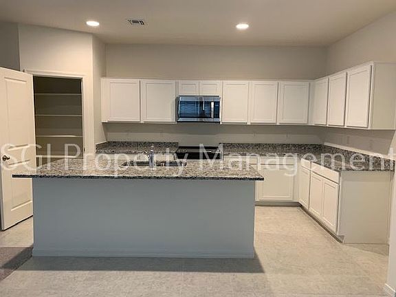 4th image of 2394 E Alonso Dr