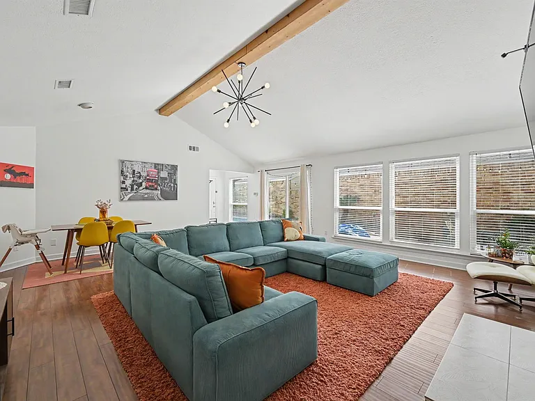 69 Wind Whisper Ct — Photo 7