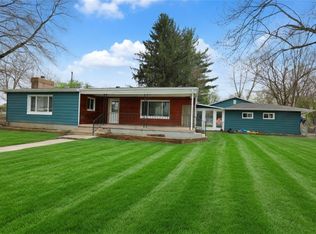 71 Quaker Trace Rd, West Alexandria, OH