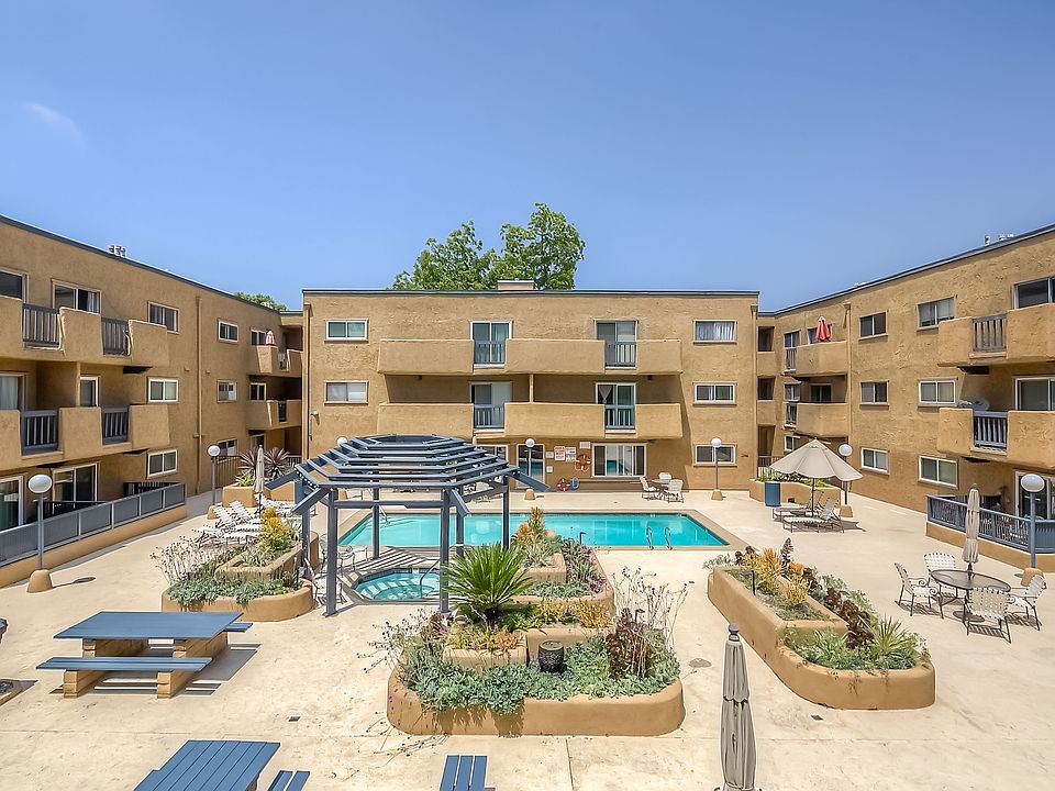 1st image of 355 S Madison Ave Unit 208