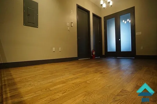 Rented by EXR | media 16