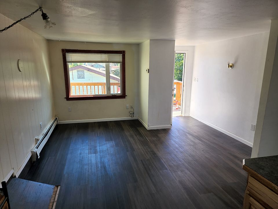 1st image of 309 Dunbar Ave #2