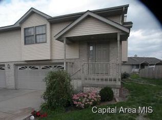 2826 Cronin Dr, Springfield, IL 62711