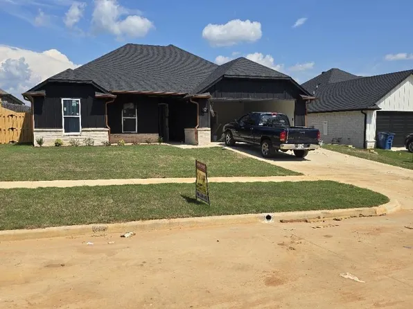 907 Alex Dr, Whitehouse, TX 75791